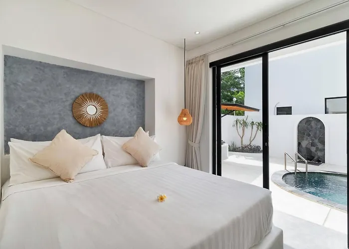 Great Value 2 Bed Villa, Sleeps 4, Fast Wifi Uluwatu (Bali)
