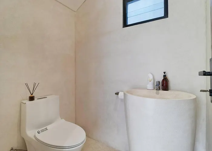 Villa Great Value 2 Bed Villa, Sleeps 4, Fast Wifi Uluwatu (Bali)