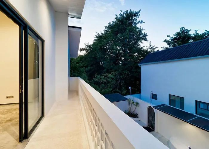 Great Value 2 Bed Villa, Sleeps 4, Fast Wifi Villa Uluwatu (Bali)