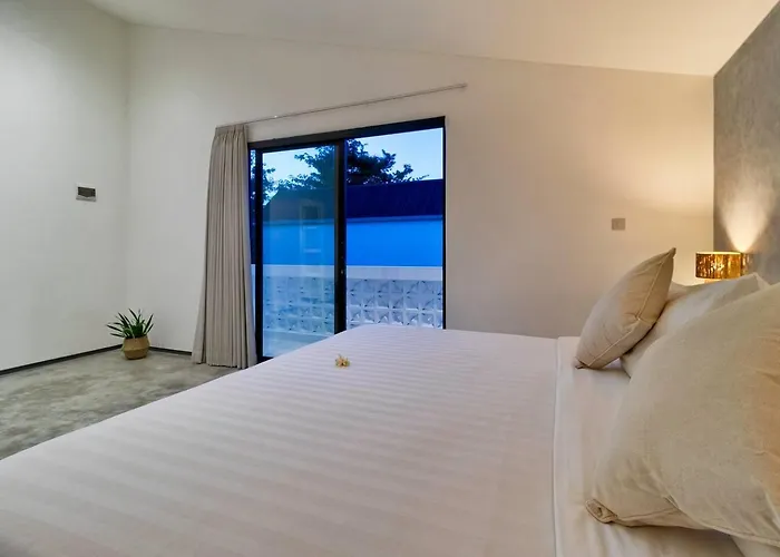 Great Value 2 Bed Villa, Sleeps 4, Fast Wifi Villa *