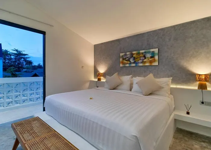 Great Value 2 Bed Villa, Sleeps 4, Fast Wifi *