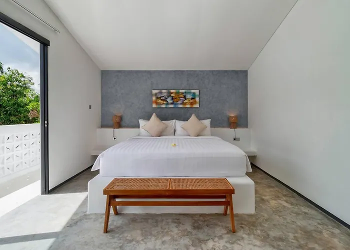 Great Value 2 Bed Villa, Sleeps 4, Fast Wifi *