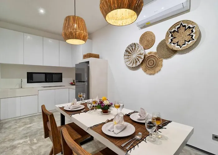 Great Value 2 Bed Villa, Sleeps 4, Fast Wifi Villa